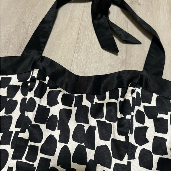 White House Black Market Bustier Strapless Top Black White Abstract Print - 4 - Picture 3 of 11